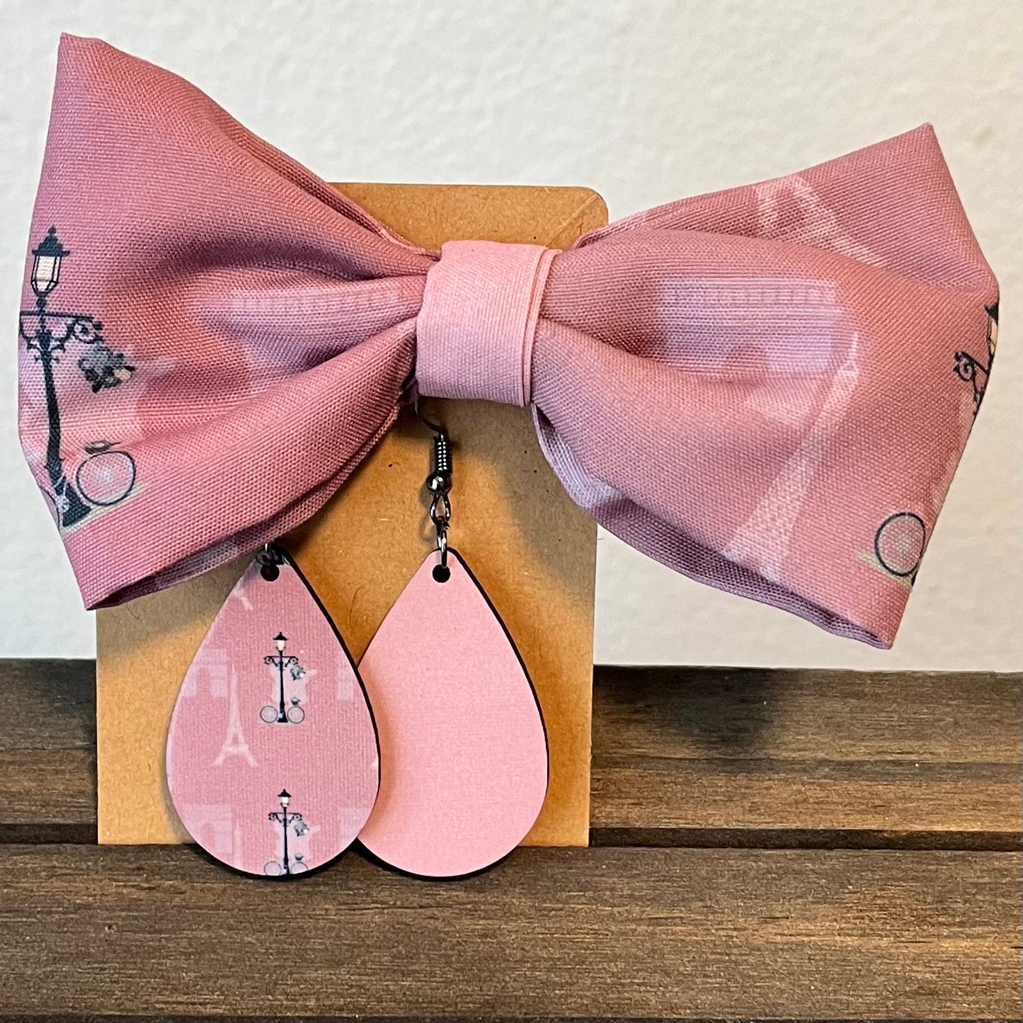 Matching Moments - Bow and Earring set’s